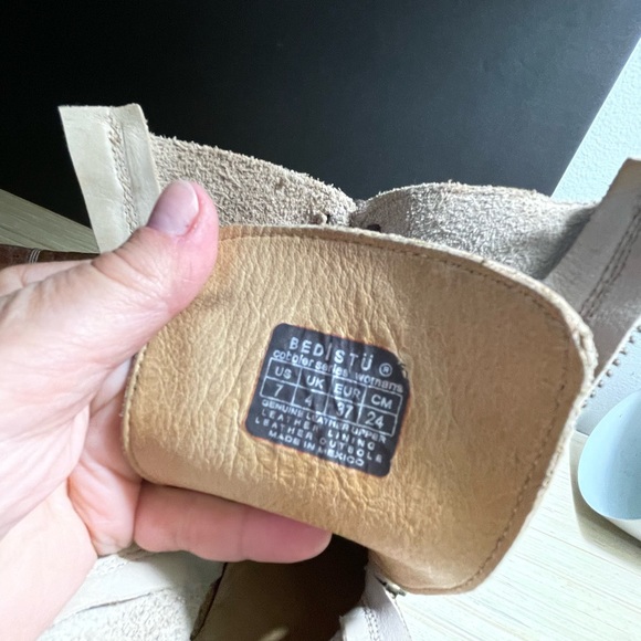 Bed Stu Cobbler Series combat style ankle boots, size 7. - Picture 5 of 8